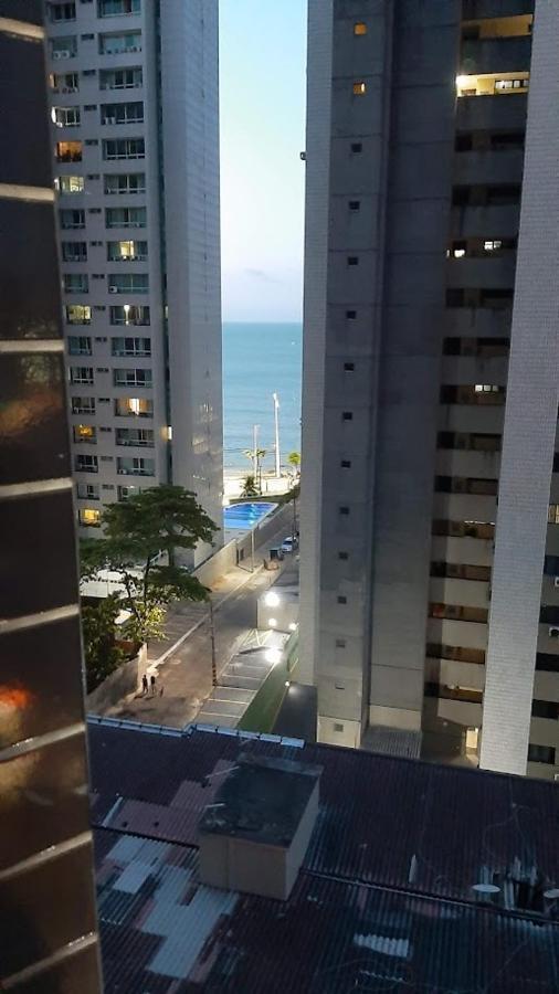 Flat A 2 Quadras Da Av Beira Mar, Um Dos Principais Pontos Turisticos De Fortaleza. Exterior photo
